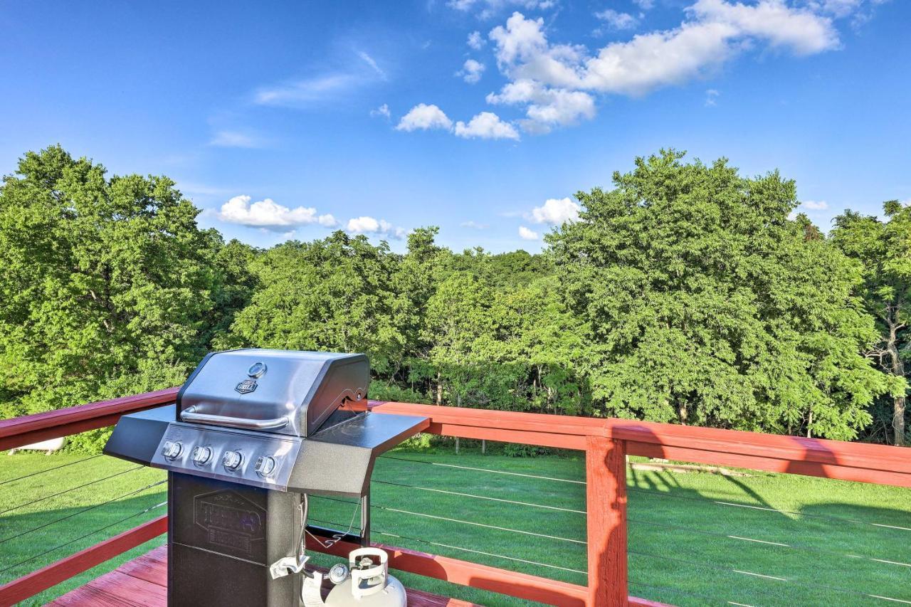 Villa Williamstown Gem With Private Pool And Hot Tub! Extérieur photo