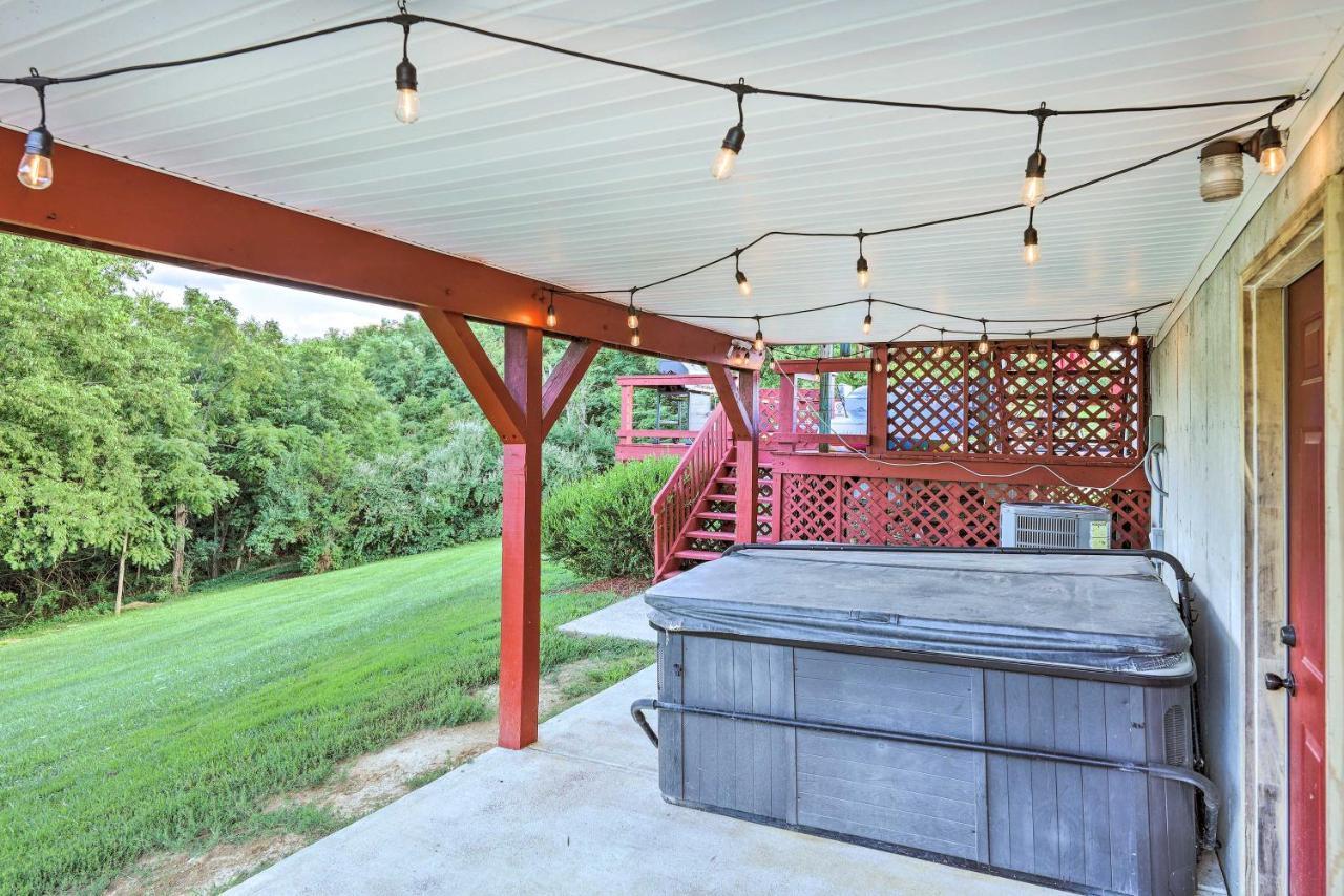 Villa Williamstown Gem With Private Pool And Hot Tub! Extérieur photo