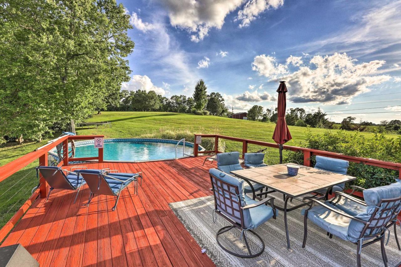 Villa Williamstown Gem With Private Pool And Hot Tub! Extérieur photo