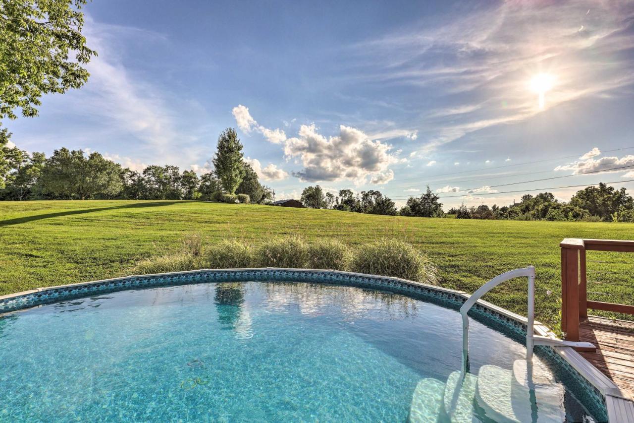 Villa Williamstown Gem With Private Pool And Hot Tub! Extérieur photo