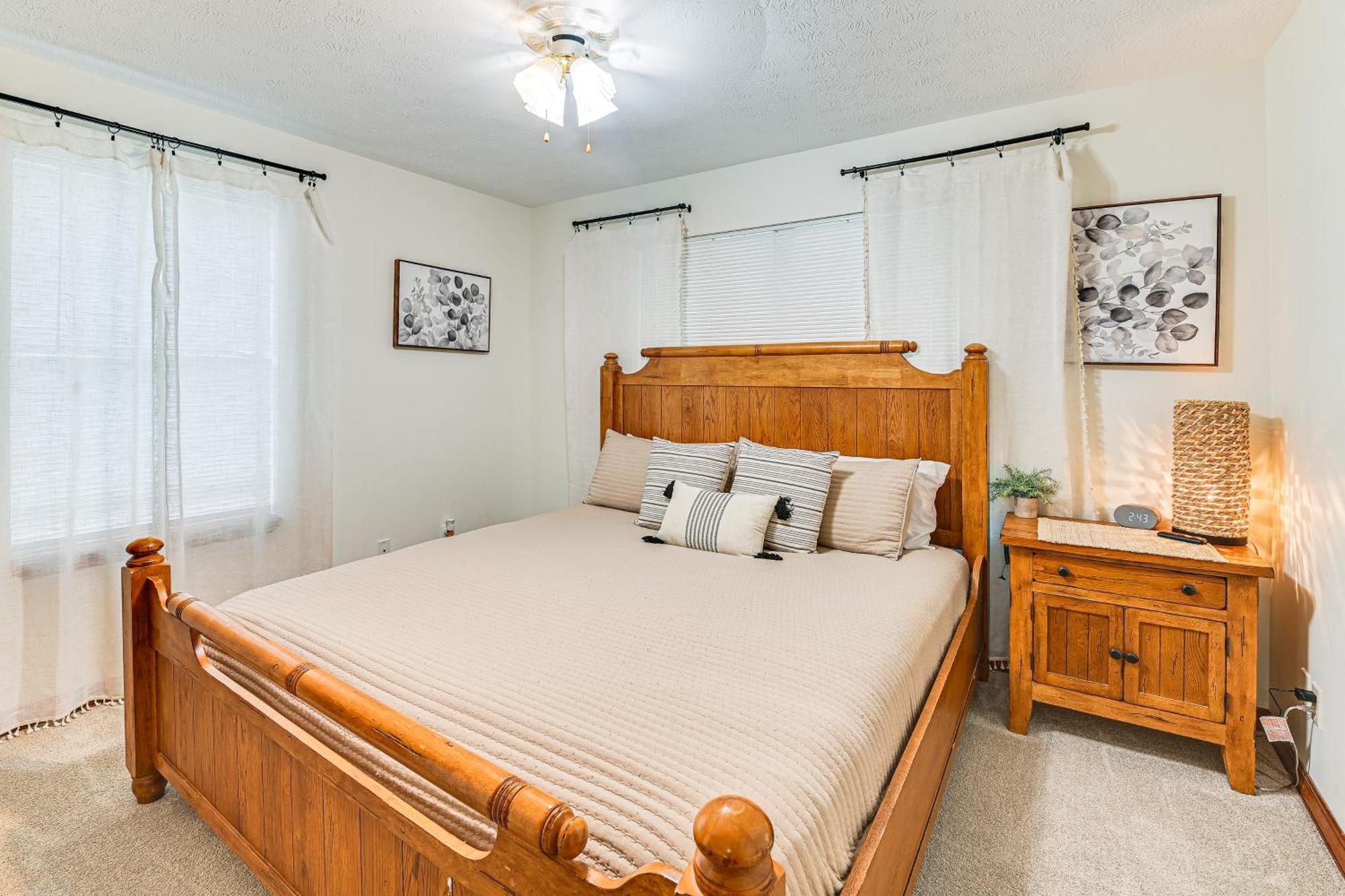 Villa Williamstown Gem With Private Pool And Hot Tub! Extérieur photo
