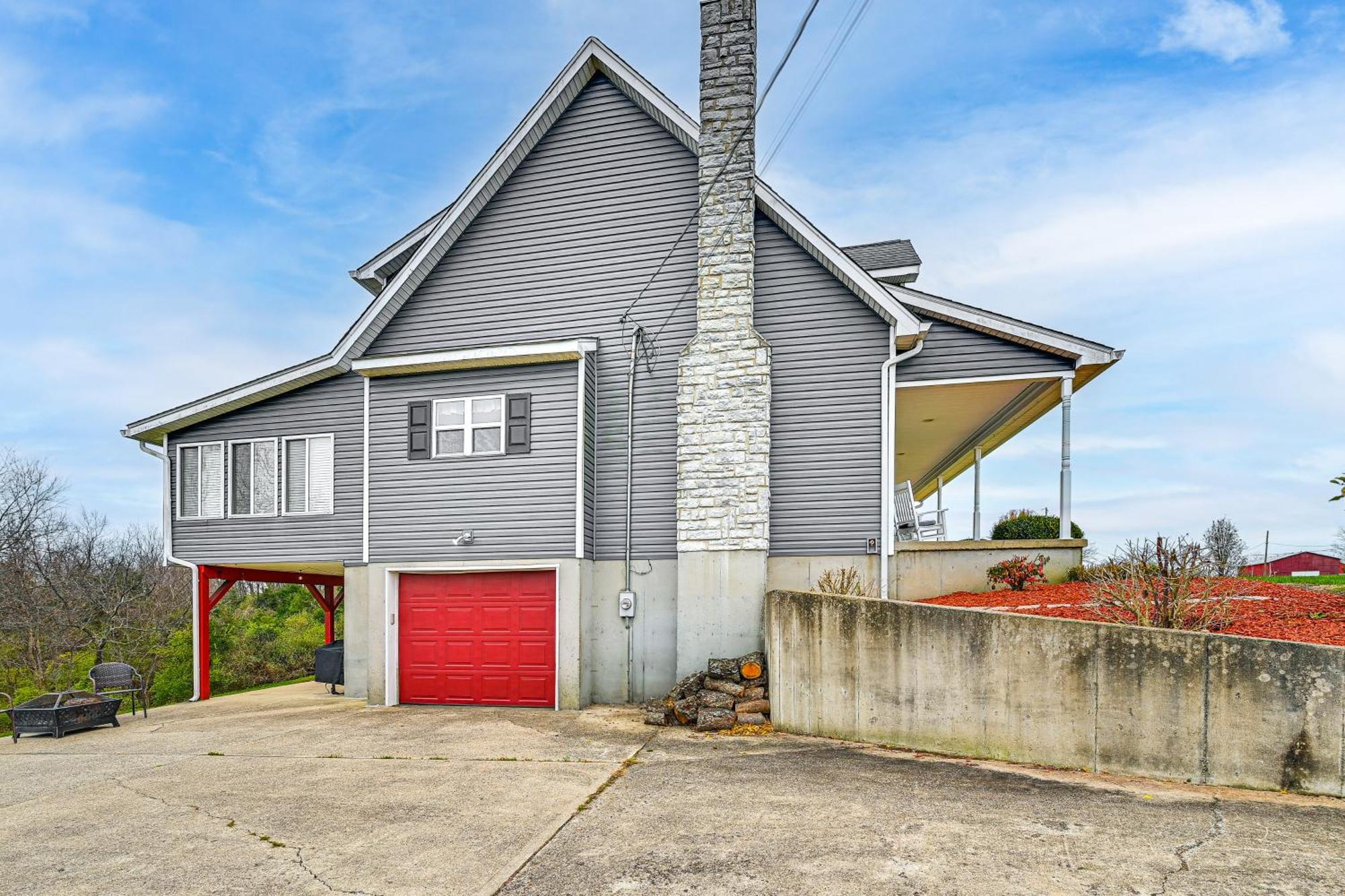 Villa Williamstown Gem With Private Pool And Hot Tub! Extérieur photo